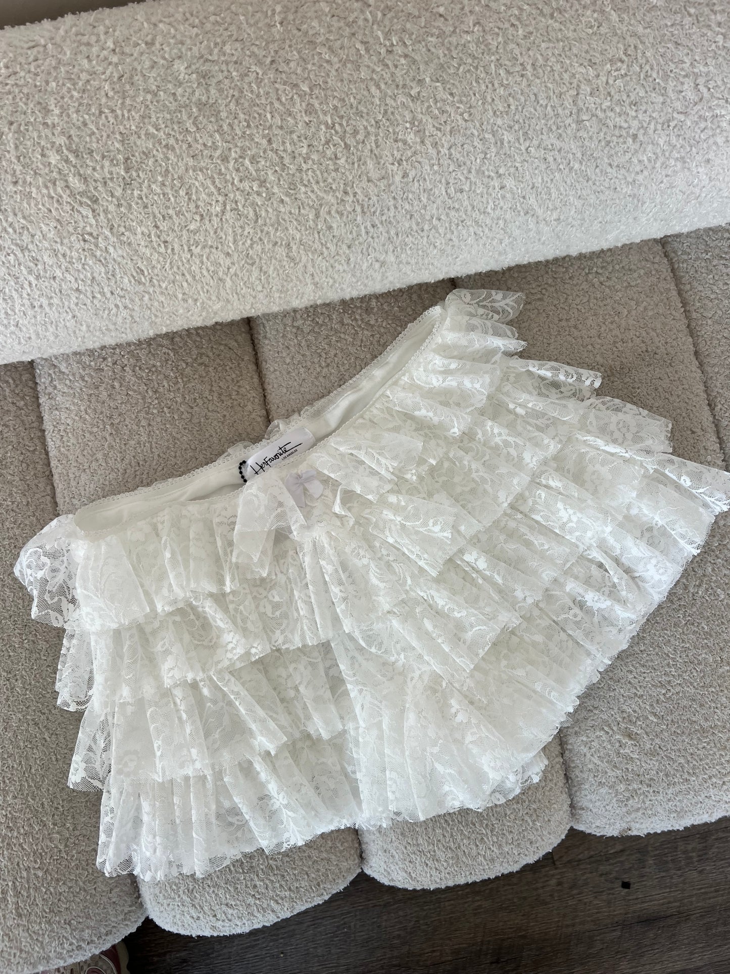 LACE ME SHORTS