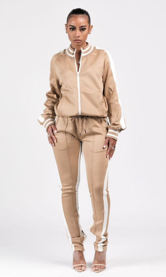 SPORTY SPLIT JOGGING SET (TAN)