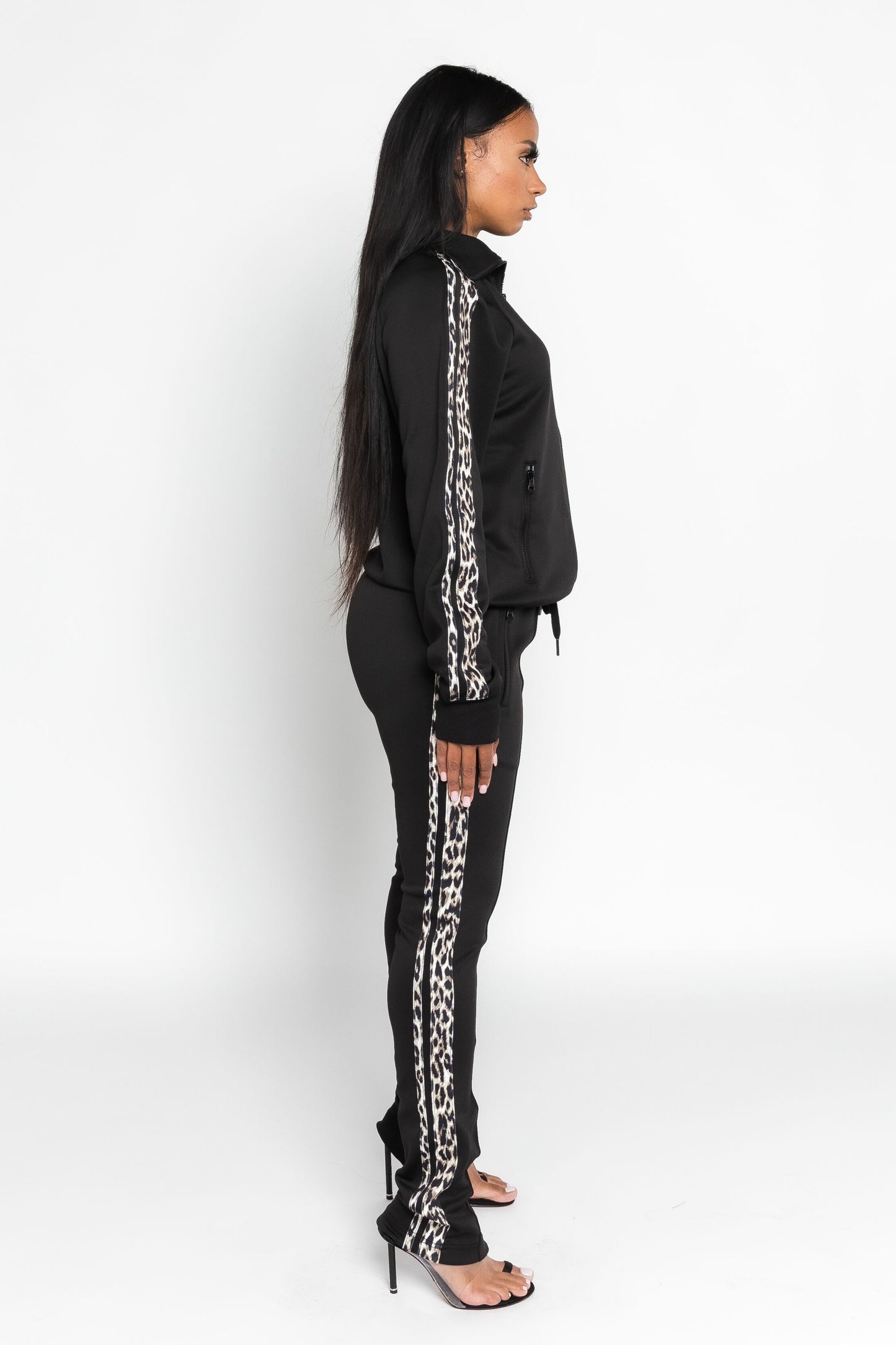 WILD STYLE JOGGING SET (BLACK)