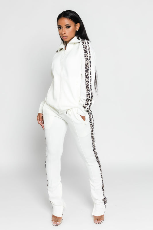WILD STYLE JOGGING SET (WHITE)