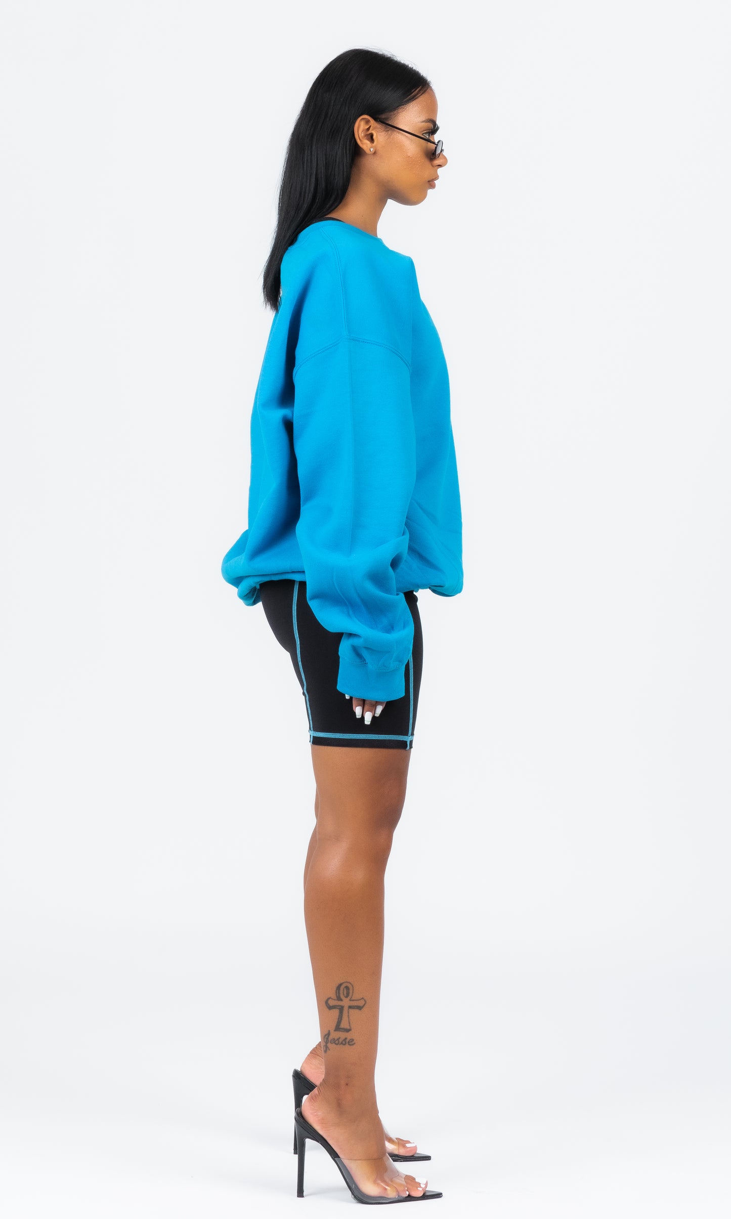 BOYFRIEND NEON BLUE CREWNECK