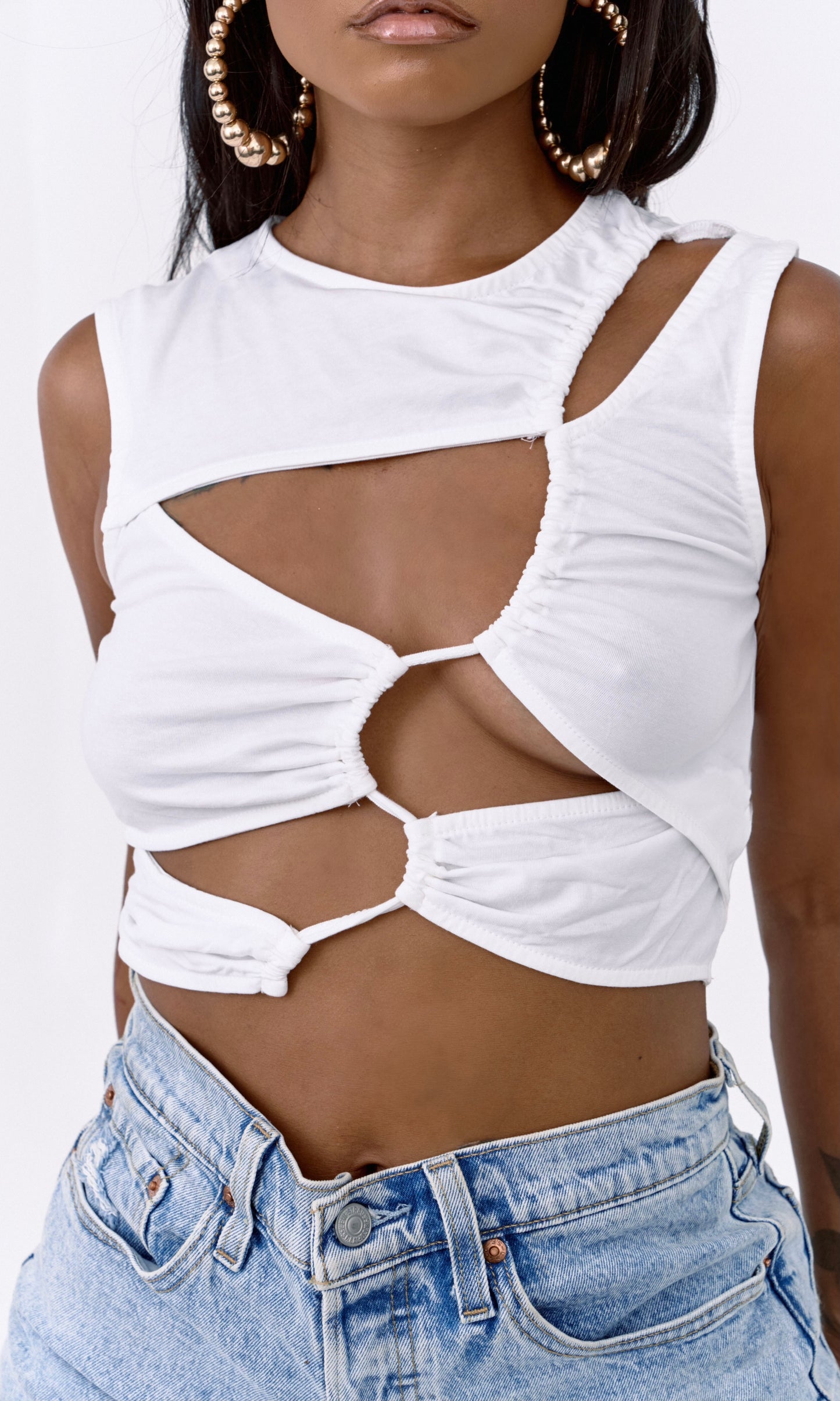 TWISTED TOP (WHITE)